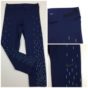 NEW NIKE PRO DRI FIT Reflective Print Crop Pants